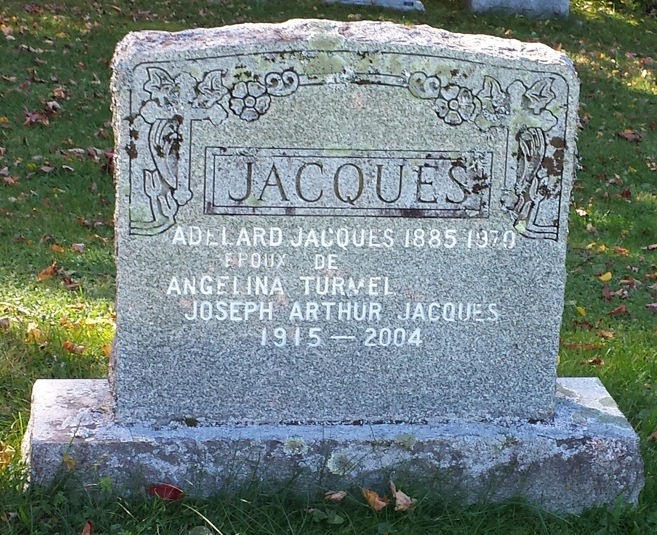 Jacques Adelard pierre tombale.jpg